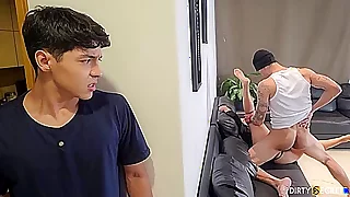 <!-- ALT -->